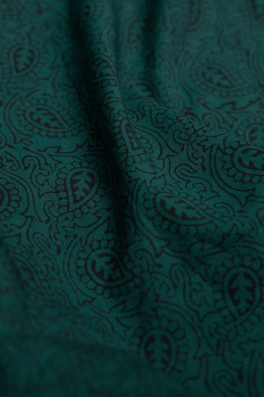 Pine Green Garden Bagh Cotton Fabric - 0.8m - Image 2