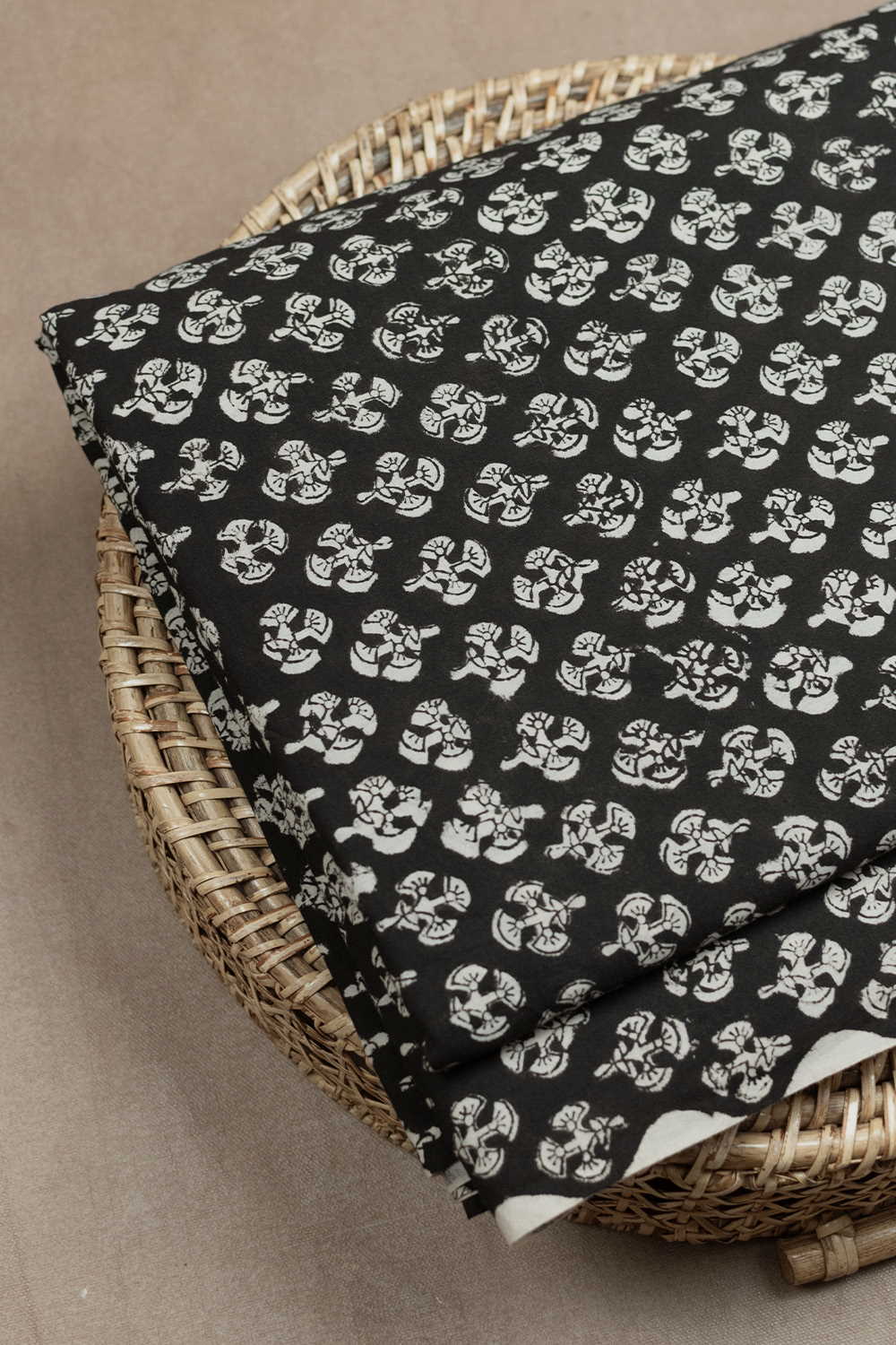 Motifs - Black Bagru Cotton Fabric - 1.8m - Image 2