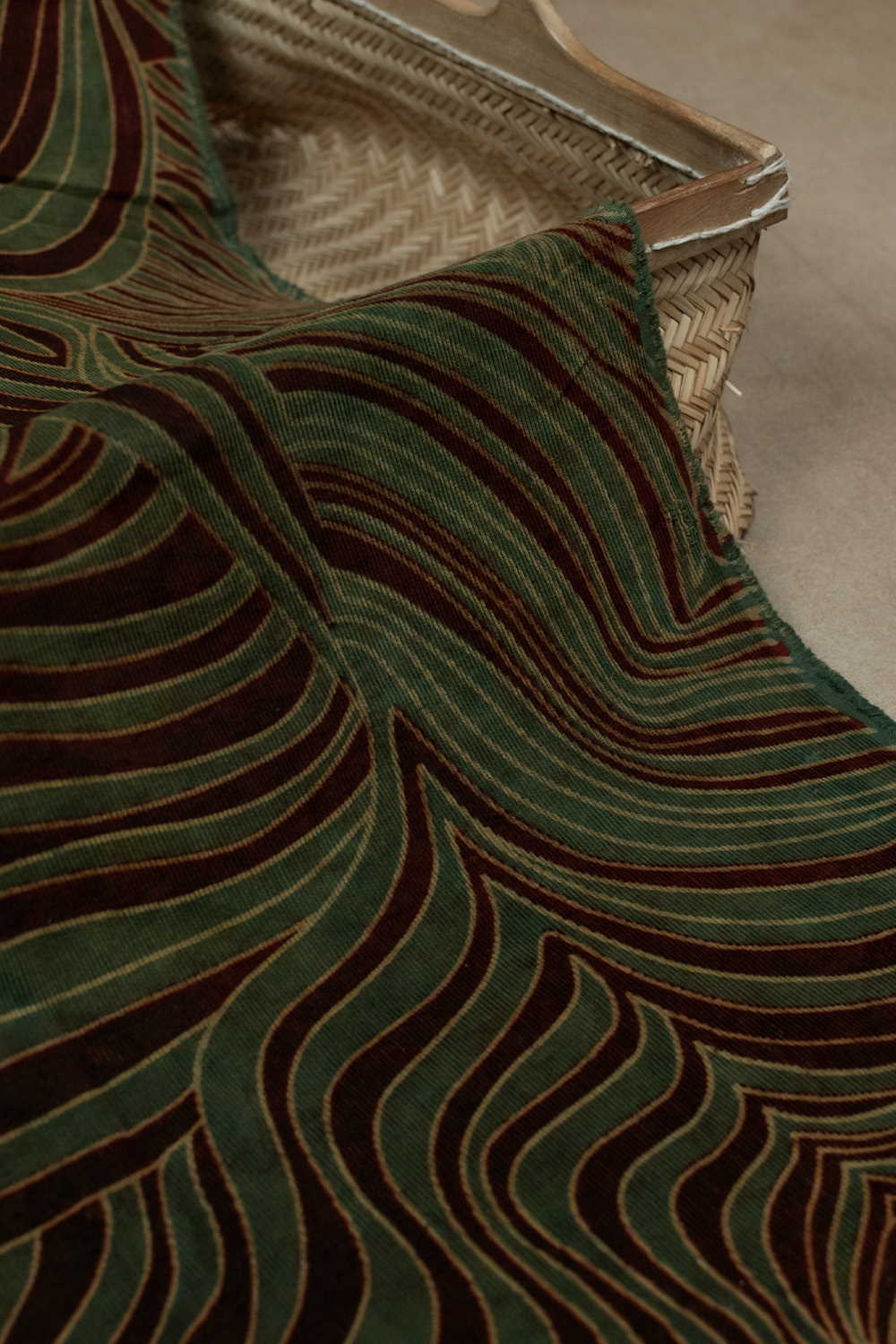 Green & Maroon Pattern Handwoven Cotton Fabric - 0.5m - Image 3