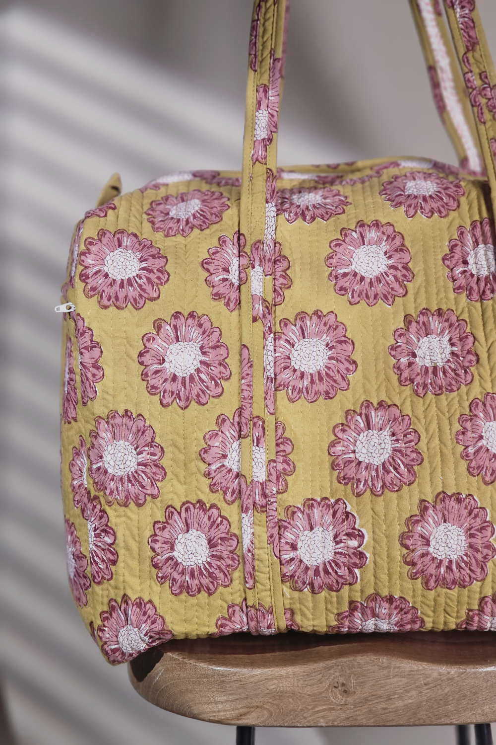 Floral Escape Sangneri Duffle Bag - Image 2
