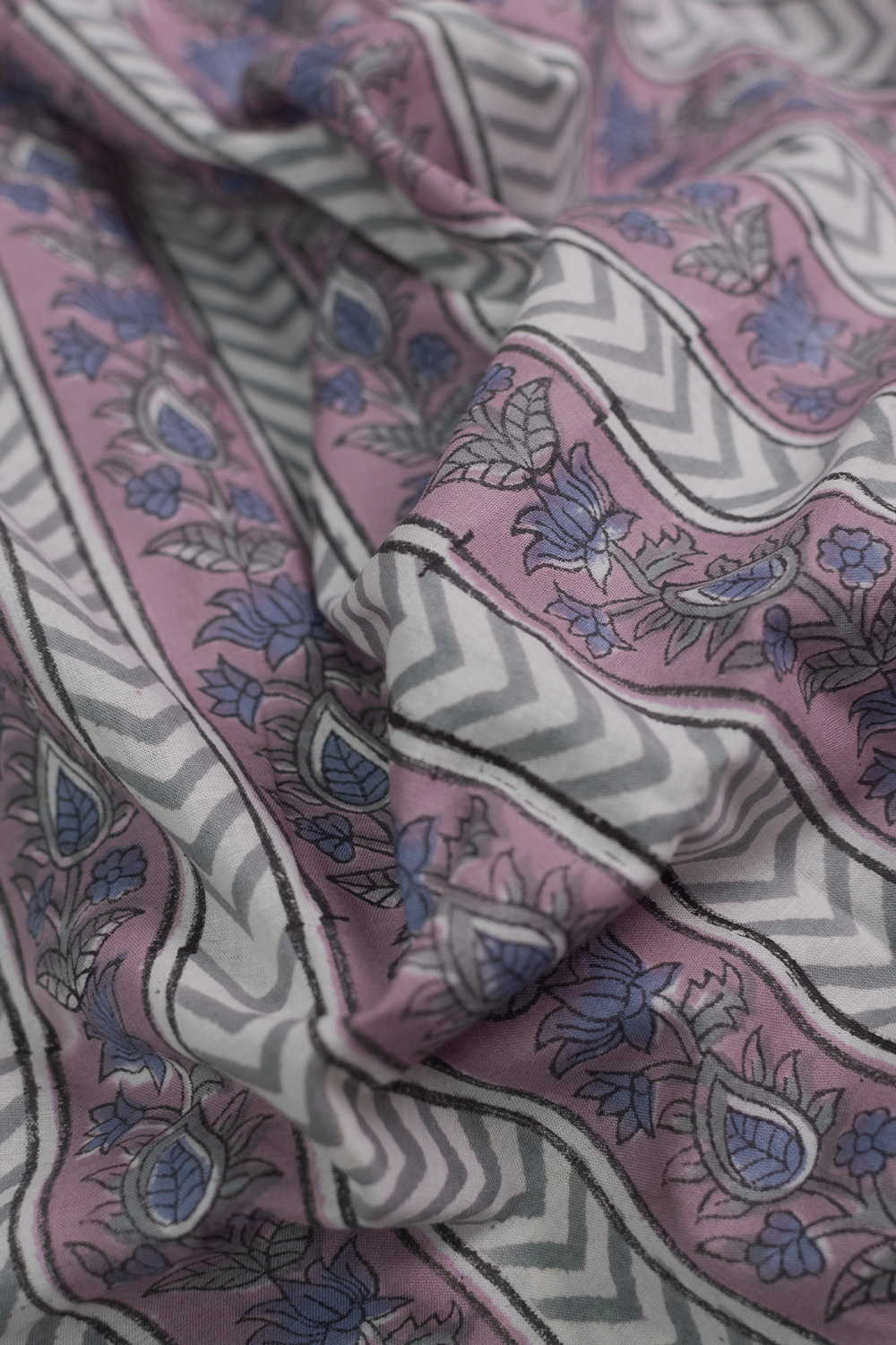 Floral Pattern Sanganeri Cotton Fabric - Image 3
