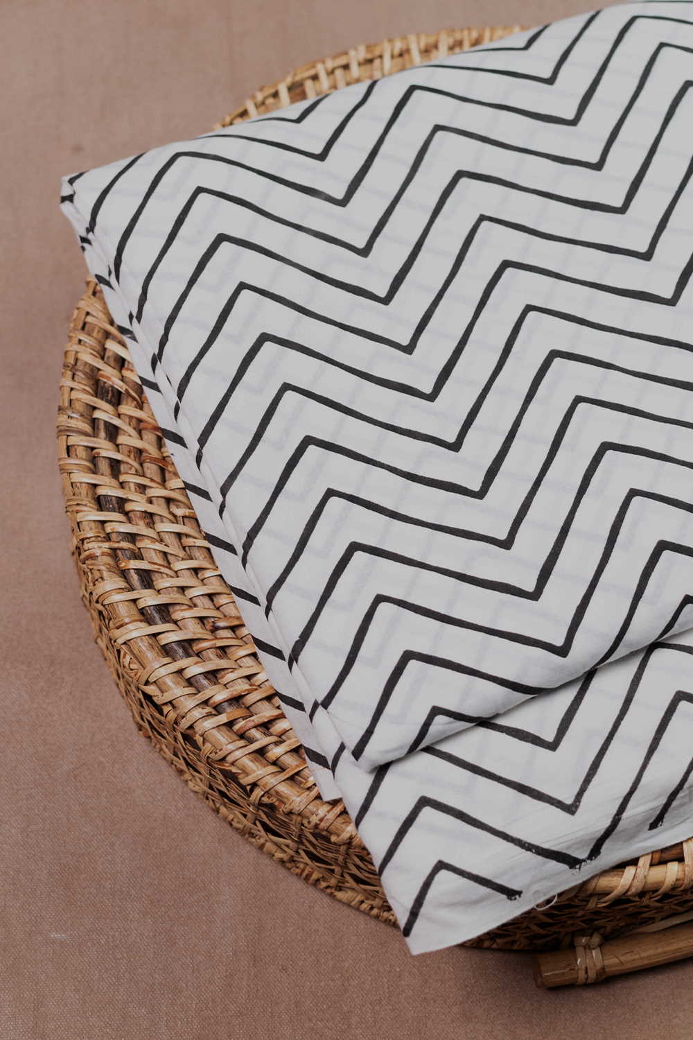 Chevron on Cream Sanganeri Cotton Fabric - Image 3