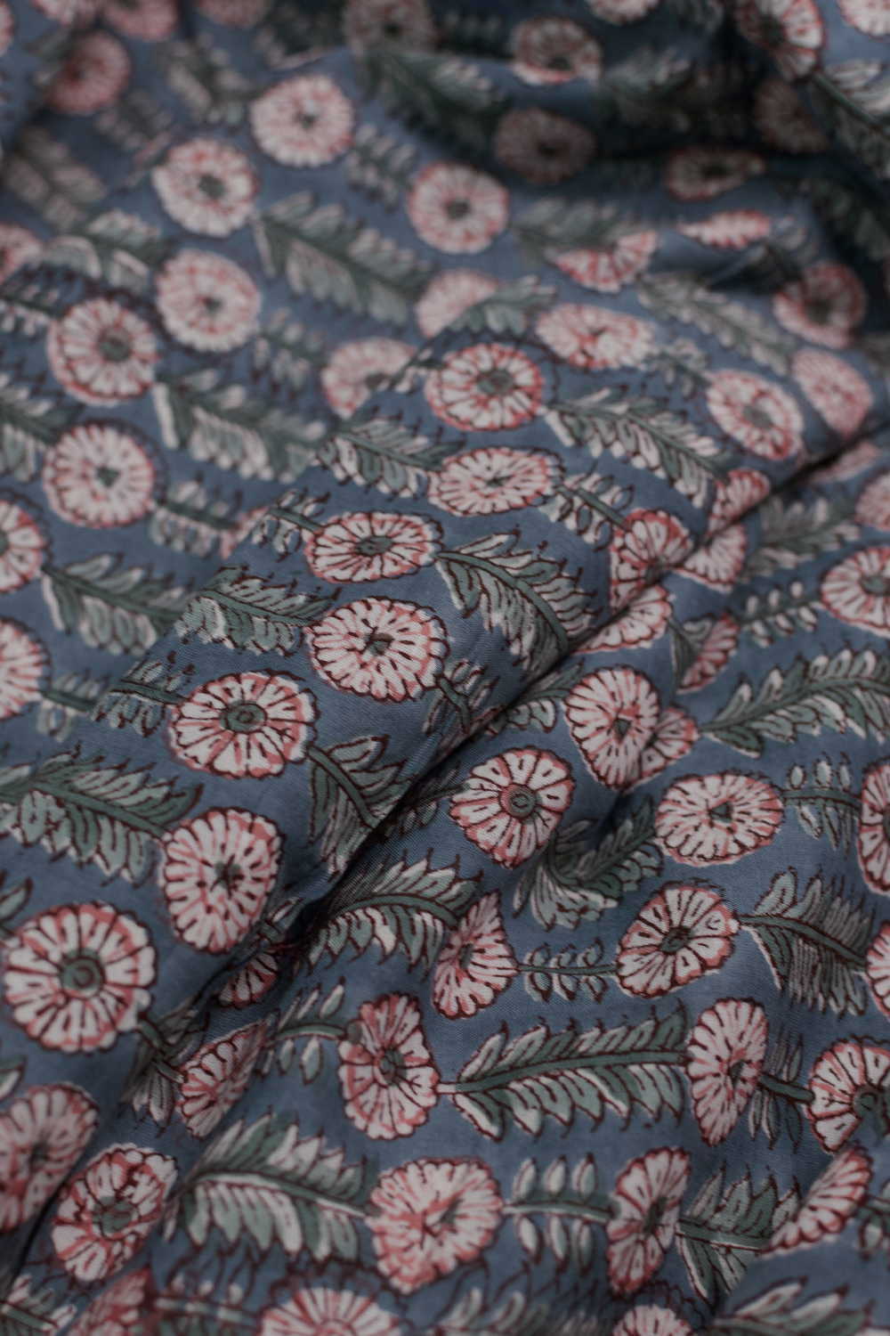 Floral Pattern Sanganeri Cotton Fabric - Image 2