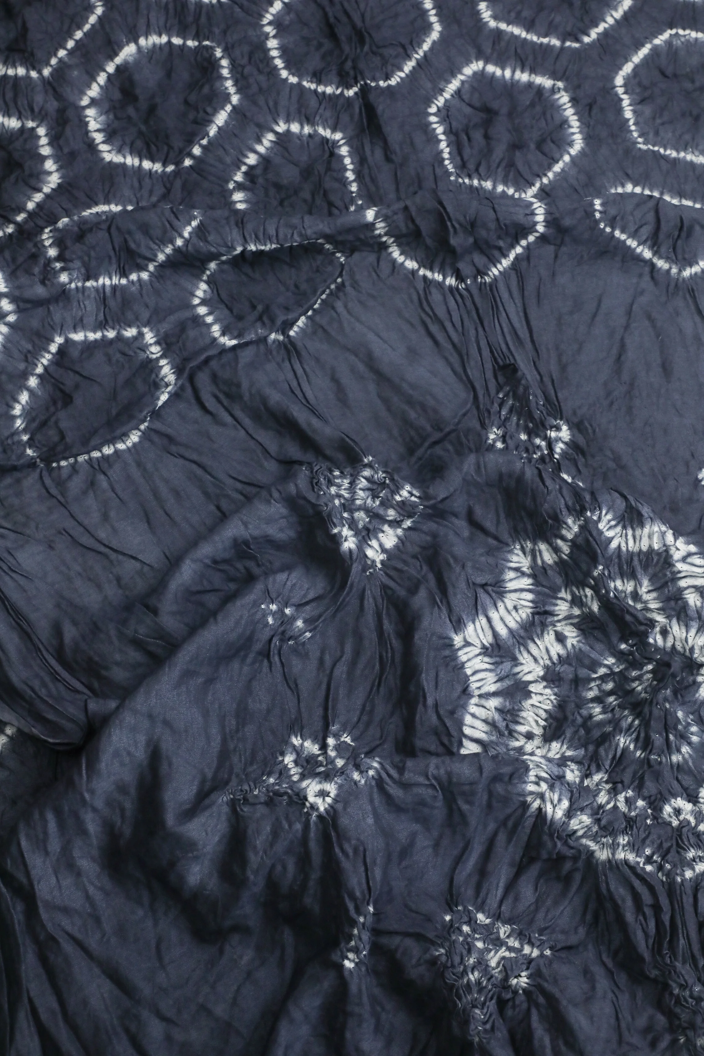 Pebble Grey Shibori Silk Cotton saree - Image 3