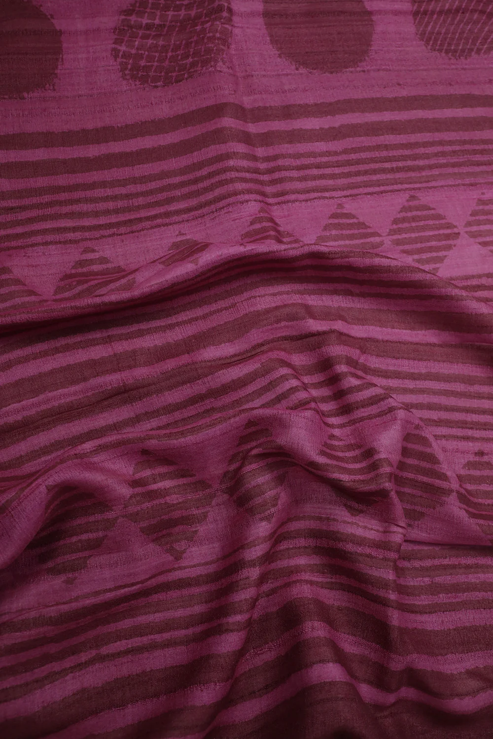 Pink Block Printed Tussar Silk Saree - Image 3